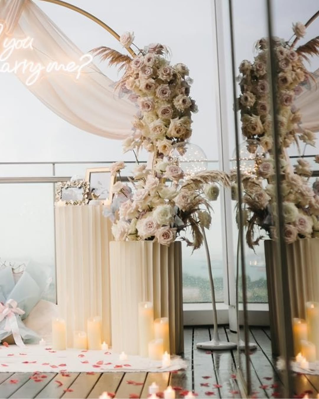 proposal at the iconic Marina Bay Sands as your backdrop